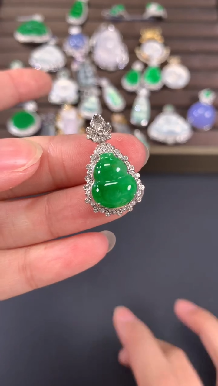 【闪购商品】翡翠吊坠(不含链)18K金镶嵌C34|7980