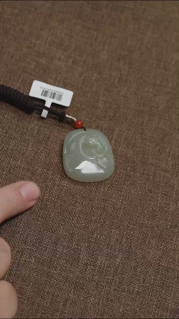 和田玉未镶嵌颈饰0