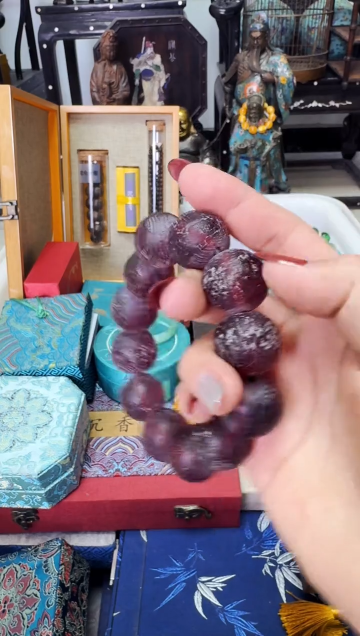 【闪购商品】血珀颈饰未镶嵌老板娘推荐------------