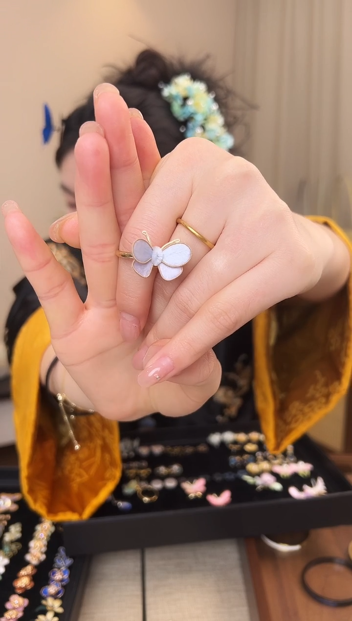 刺绣紫色绒花开口戒指