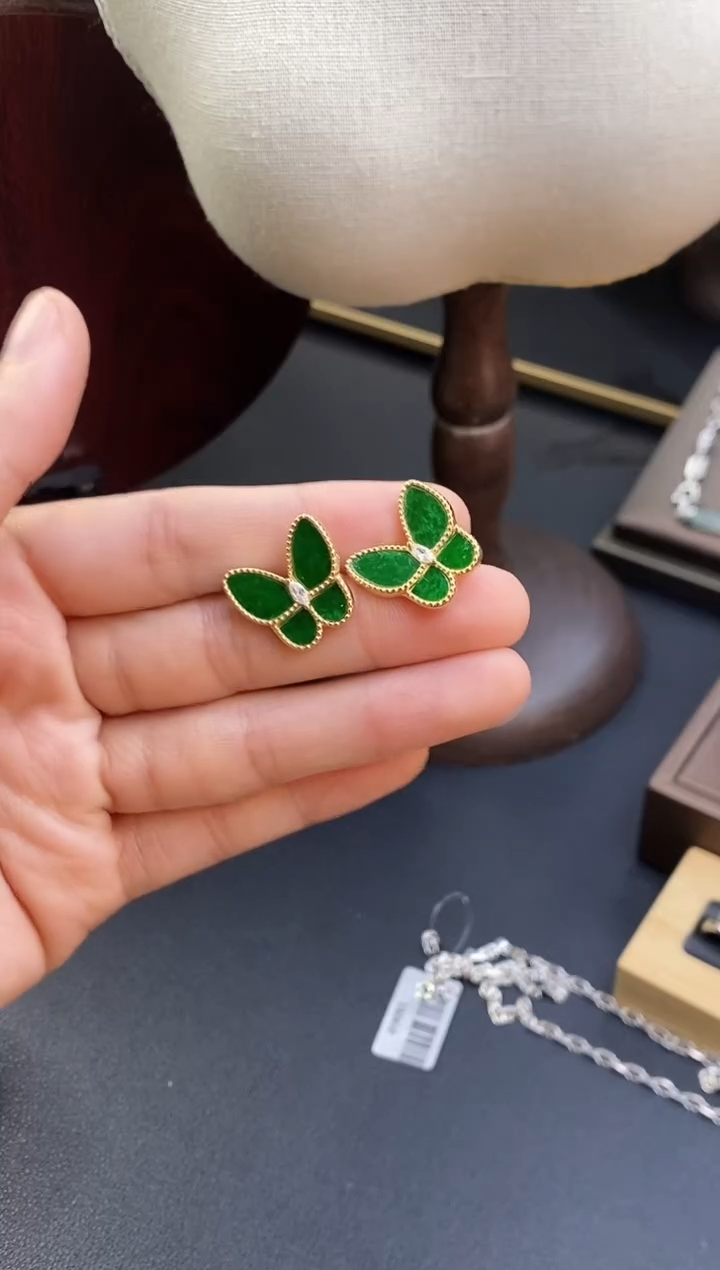 颈饰银S925镶嵌翡翠16980