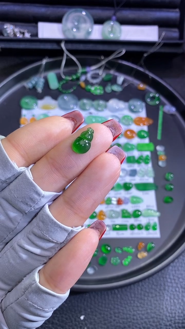 未镶嵌挂件翡翠葫芦