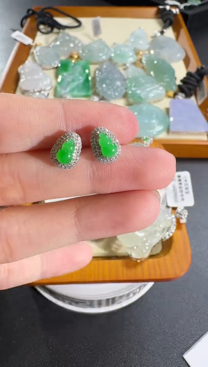 【闪购商品】翡翠耳饰18K金镶嵌【源头工厂】钻石镶嵌
