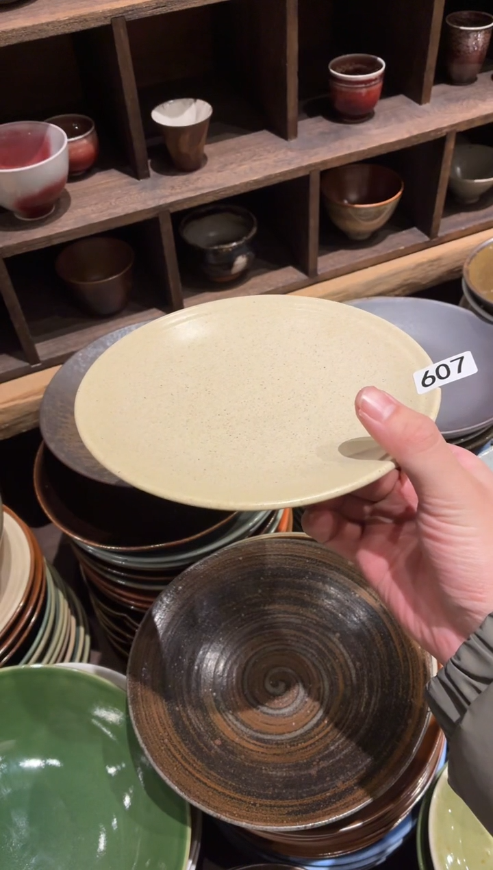 瓷片一*607微瑕亚麻白茶点盘1个