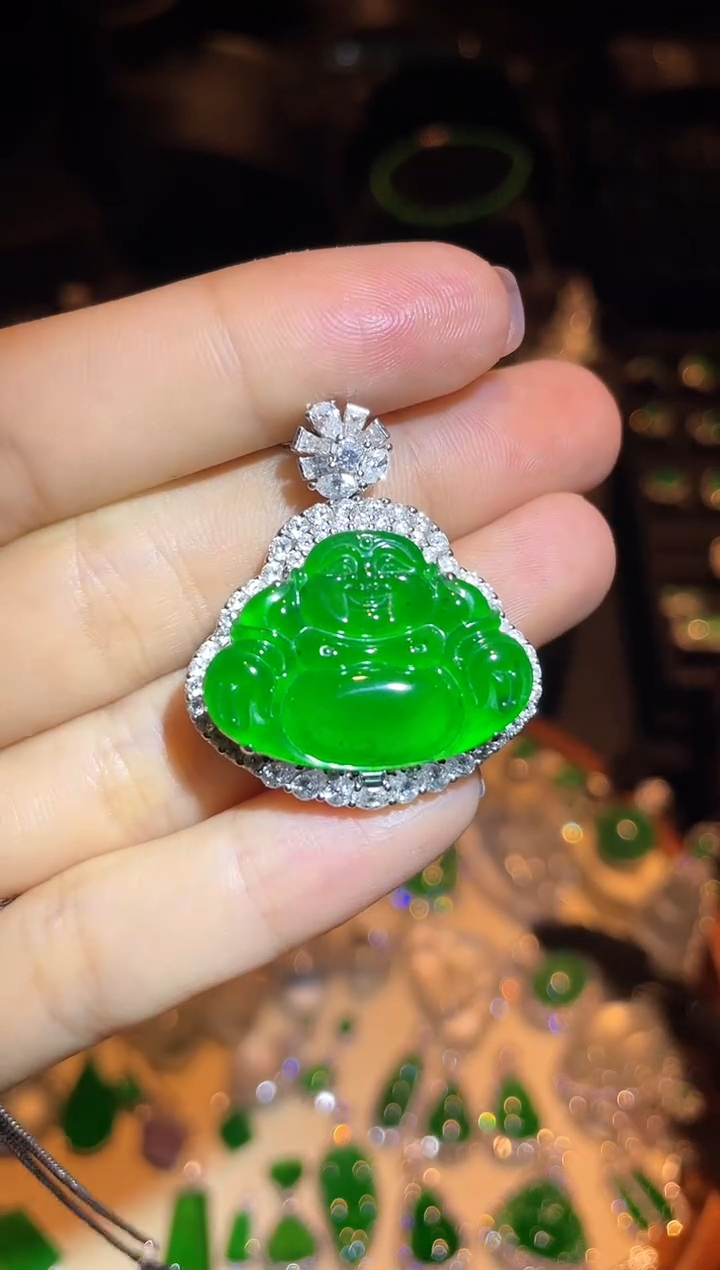 【闪购商品】翡翠颈饰18K金镶嵌翡翠