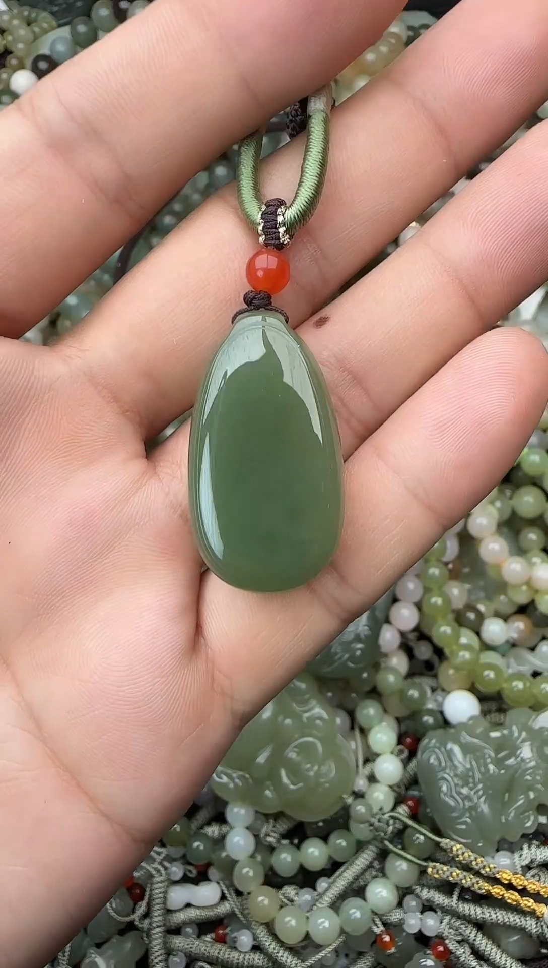 颈饰未镶嵌和田玉拍一发一