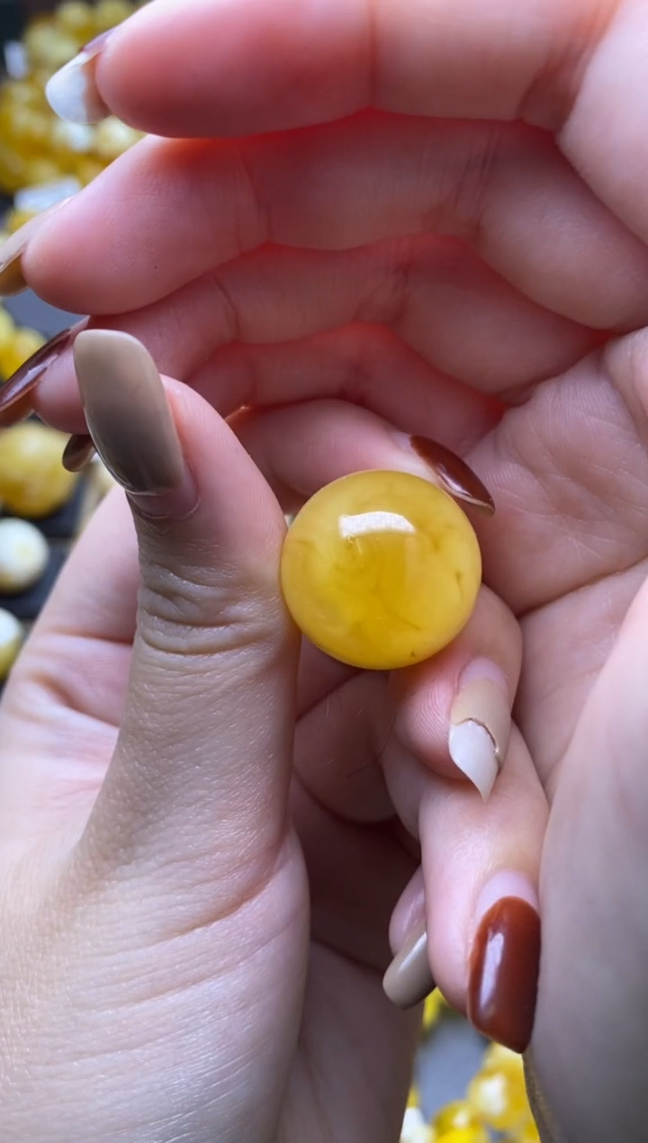 【闪购商品】琥珀裸石未镶嵌大小姐珠宝严选101