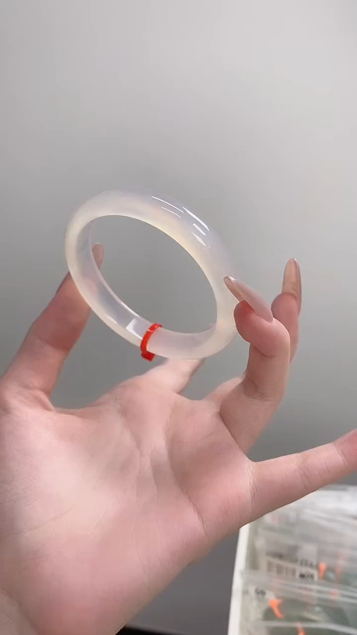 手镯玛瑙/玉髓未镶嵌57-58正圈