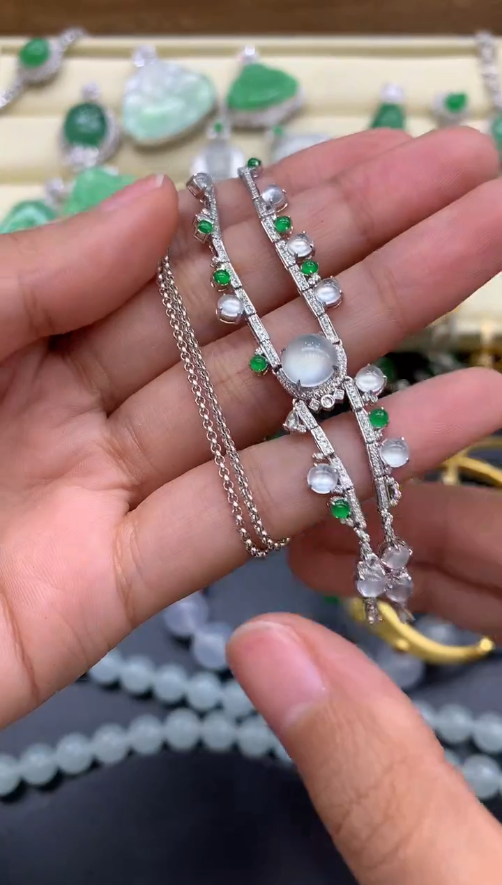 【闪购商品】翡翠颈饰18K金镶嵌495-中国好珍宝