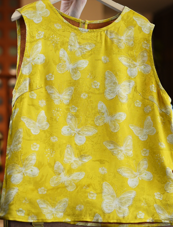 点绛唇<<非遗美学>>时尚减龄真丝金色蝴蝶上衣1187