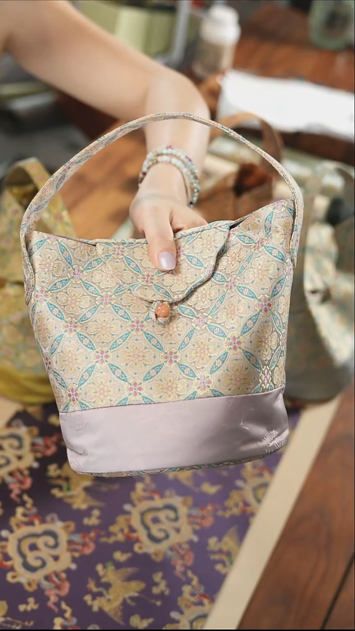 茶事包············