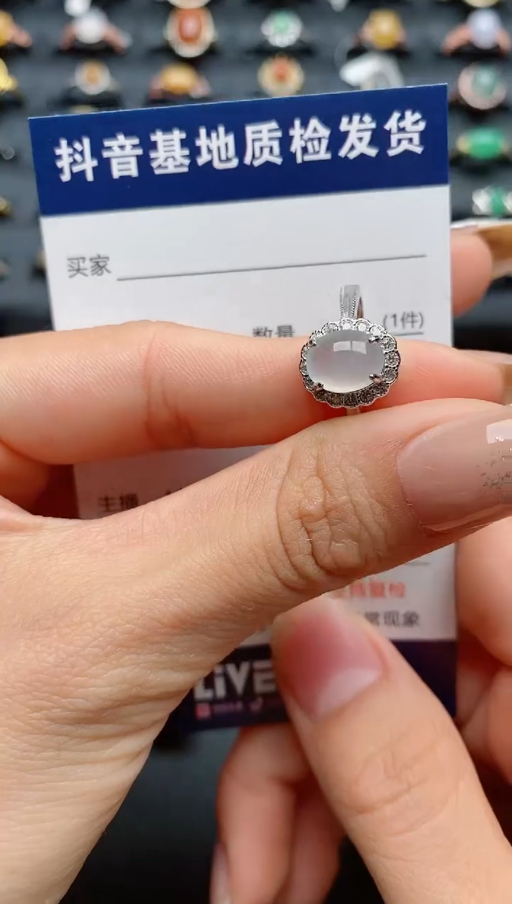 【闪购商品】翡翠戒指银S925镶嵌...........