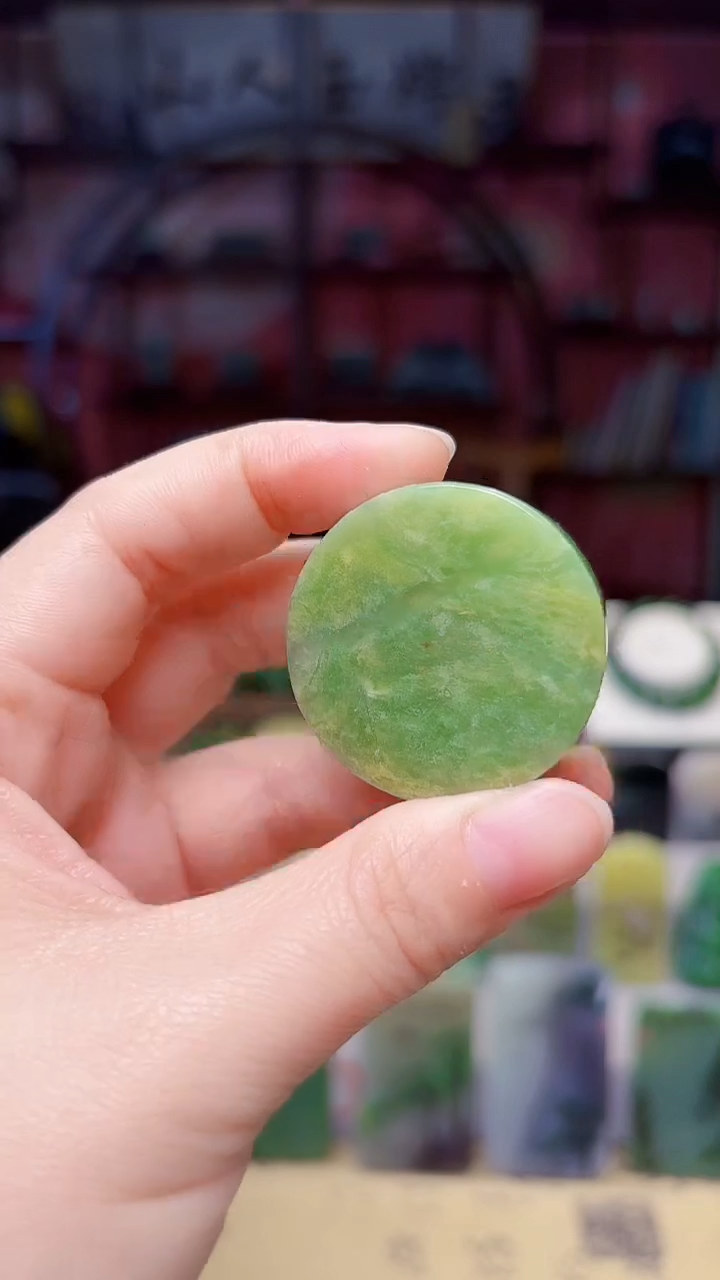 未镶嵌和田玉挂件80