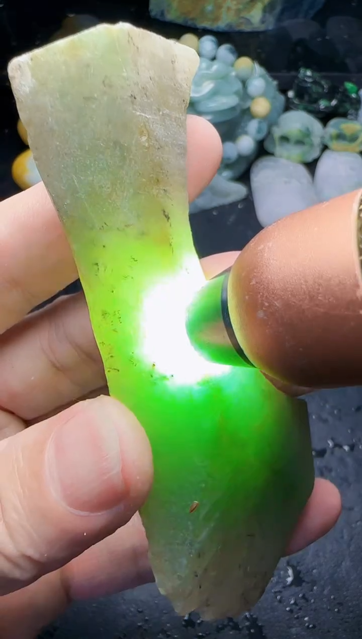 颈饰未镶嵌翡翠战*82