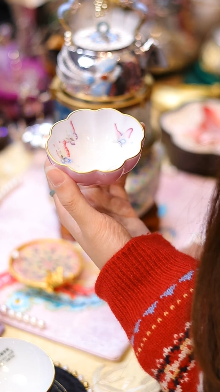 【闪购商品】摆件山怂阿卿直播间@@lx杯