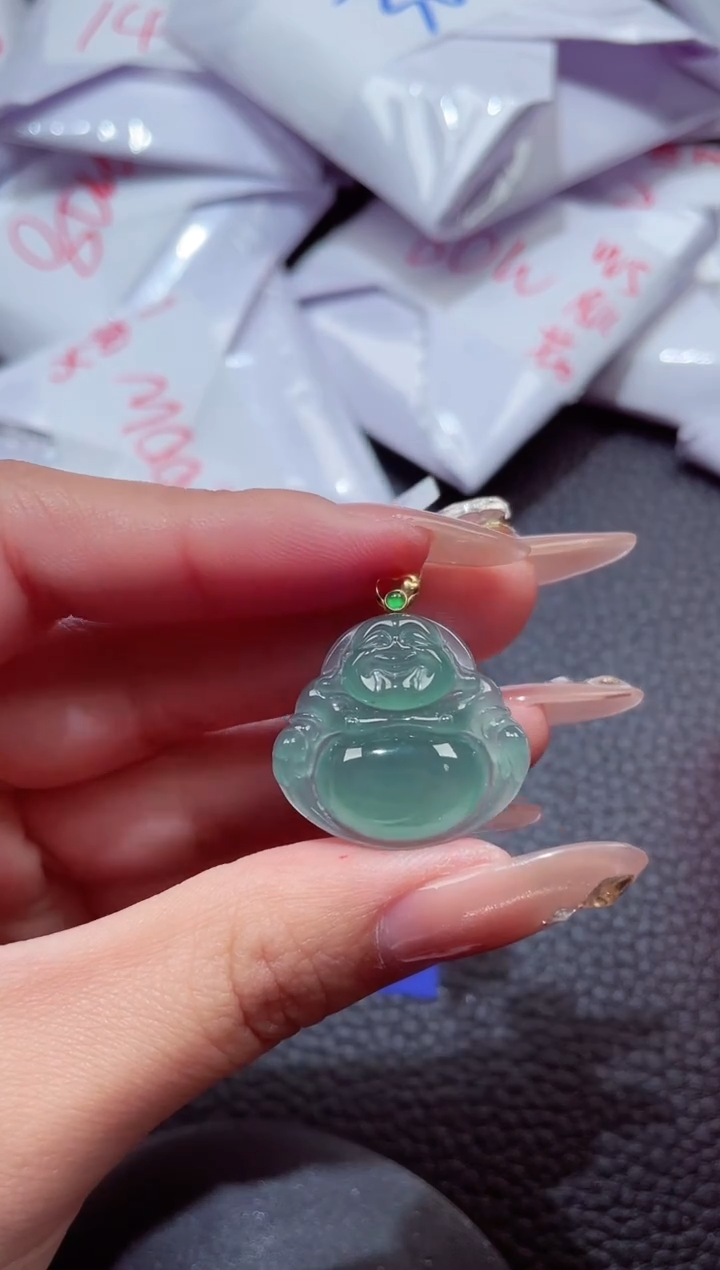 颈饰18K金镶嵌翡翠395