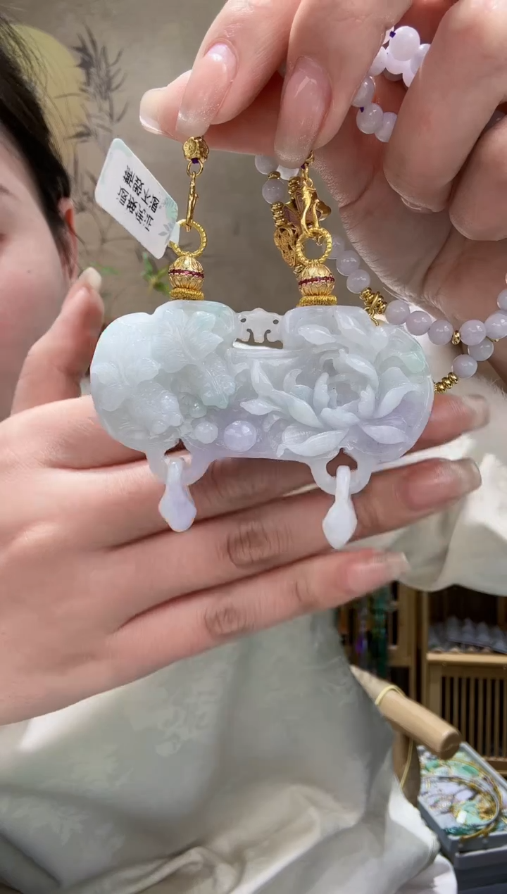 【闪购商品】翡翠颈饰未镶嵌吊坠