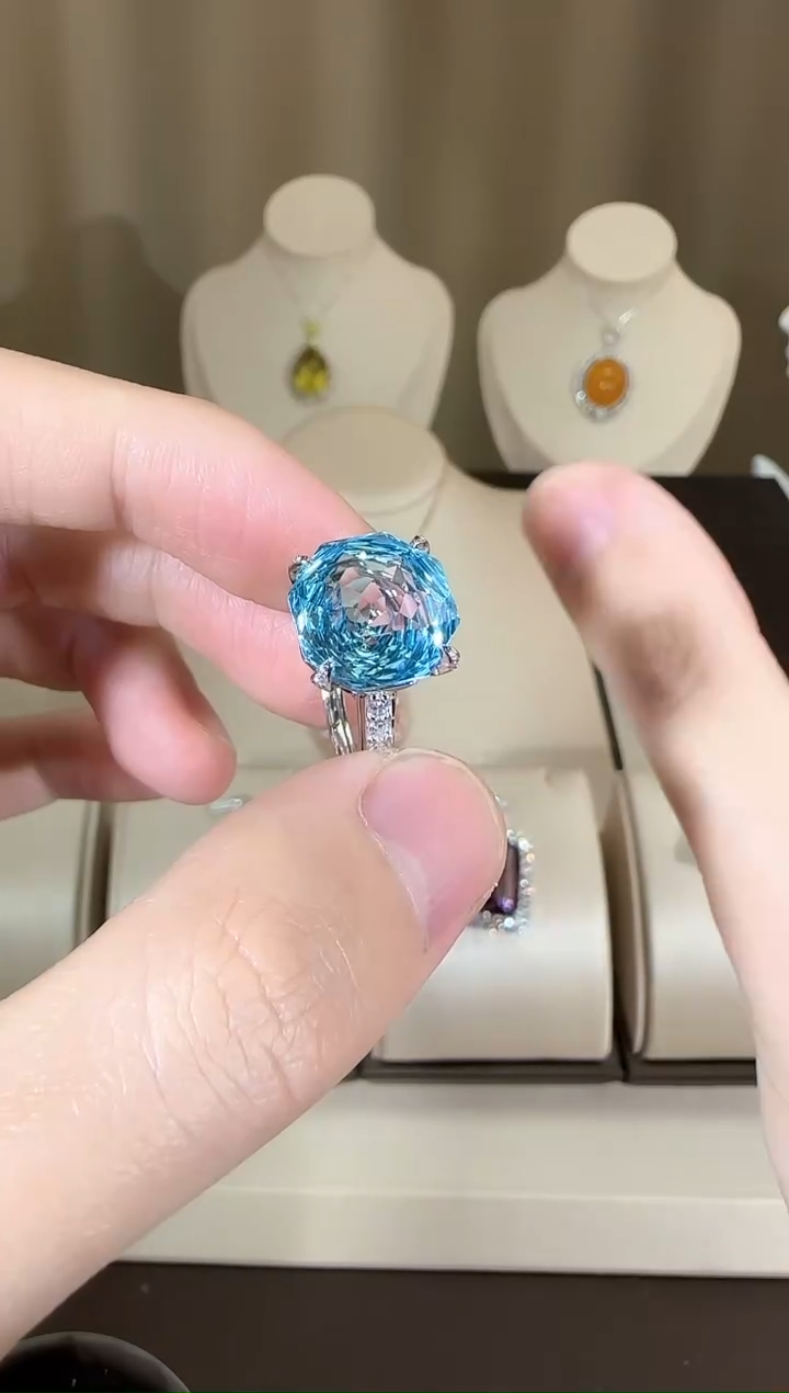 【闪购商品】托帕石戒指银S925镶嵌12mm玫瑰款