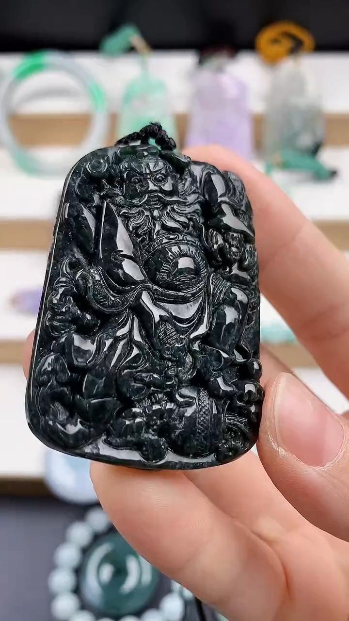 颈饰未镶嵌翡翠天然翡翠吊坠挂件