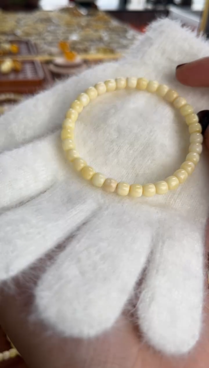 裸石蜜蜡未镶嵌柯*蜜蜡手串