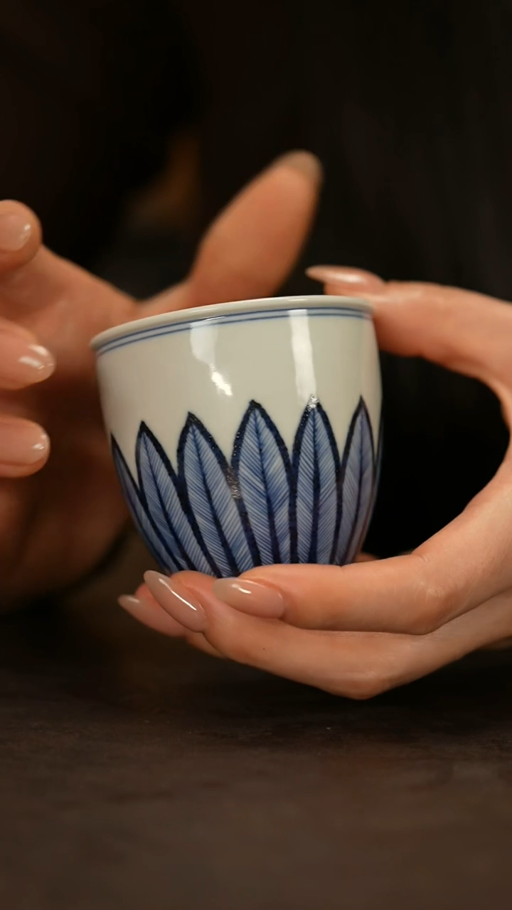 【闪购商品】瓷片元真临古         