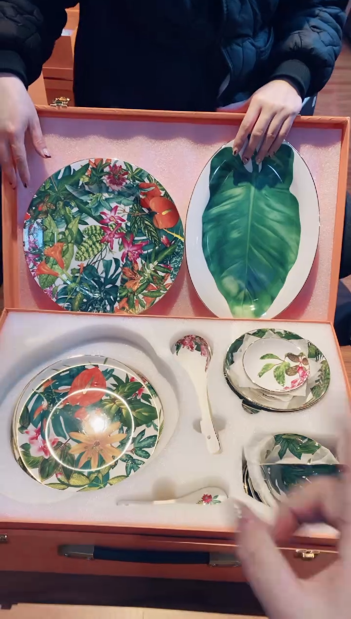 【闪购商品】杯鸿辉家品牌瓷器，京东包邮！