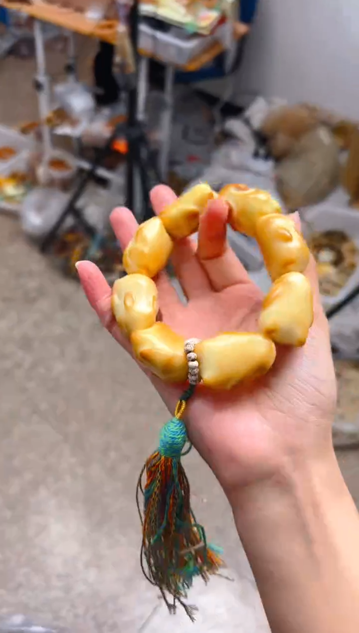 吊坠菩提根/象牙果炭烤趴趴兔手持