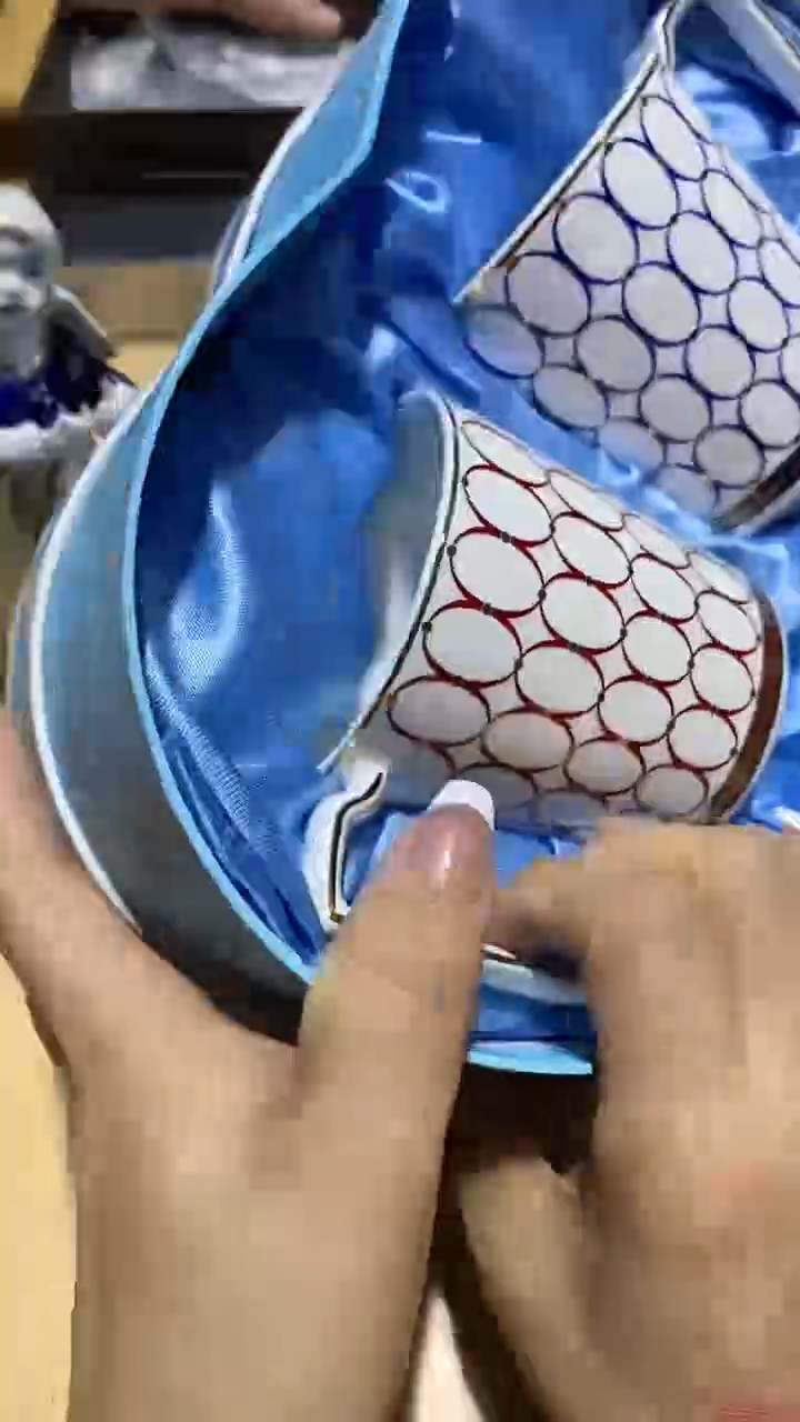瓷片锅碗瓢盆一件不留@@1
