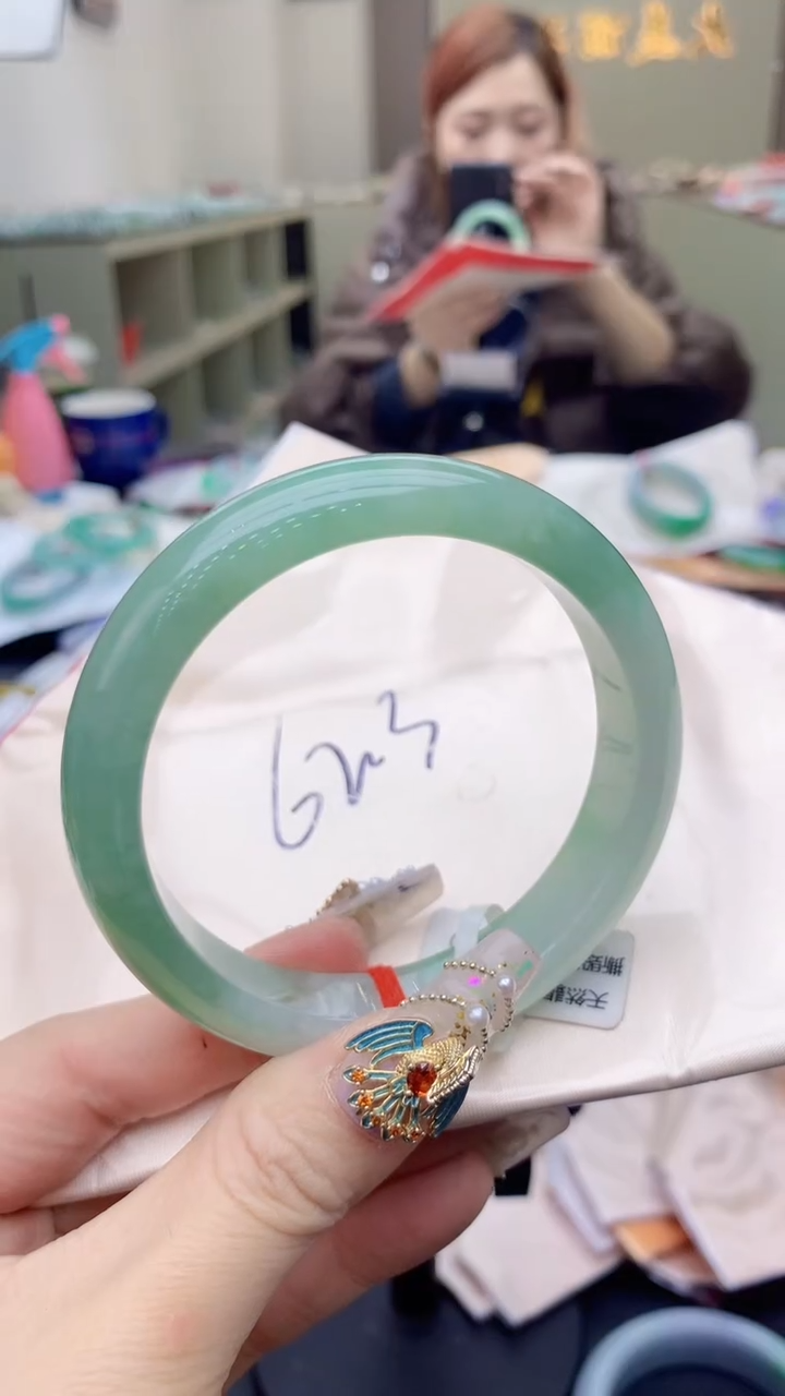 【闪购商品】翡翠手镯未镶嵌0028552867