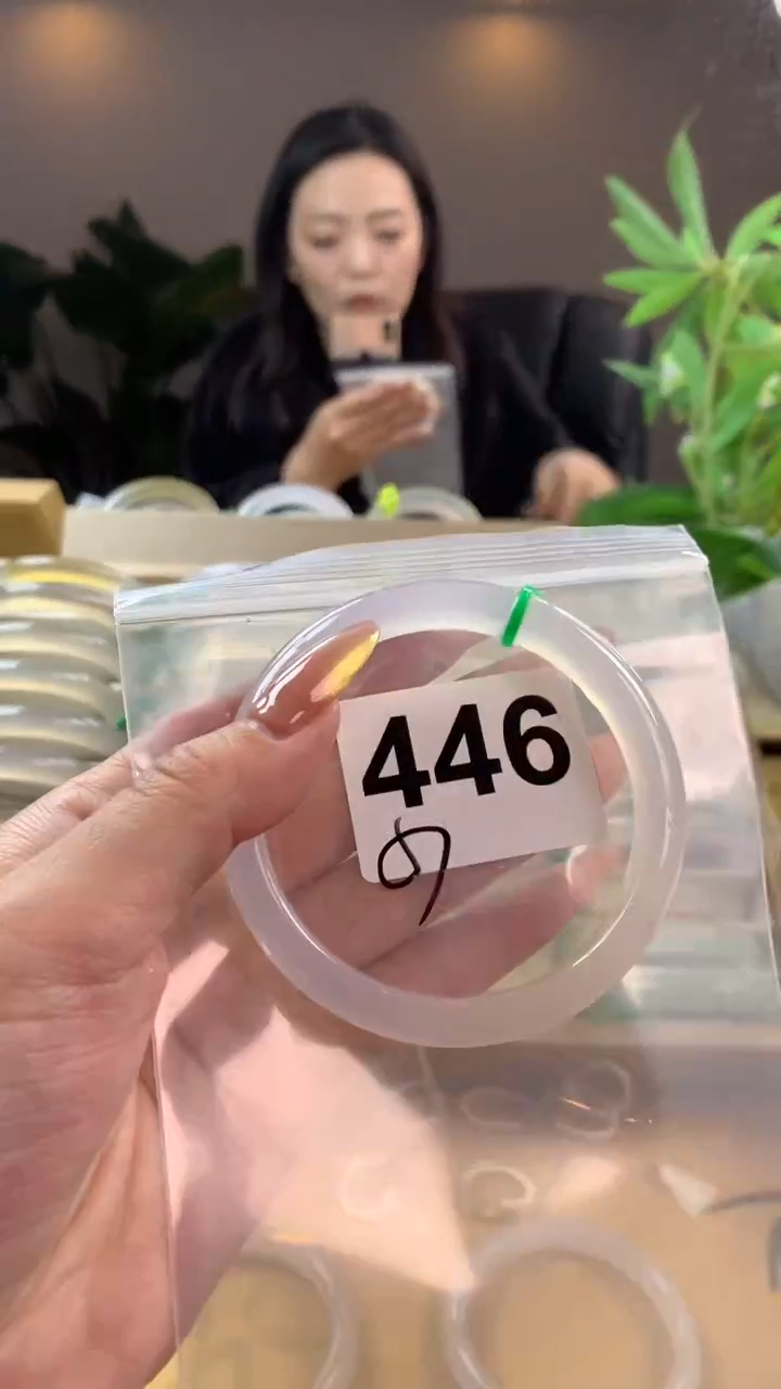 【闪购商品】玛瑙/玉髓手镯未镶嵌446