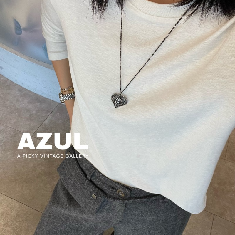 95新 Chanel/香奈儿 15A枪灰萨尔斯堡系列镂空雕花爱心项链 51938