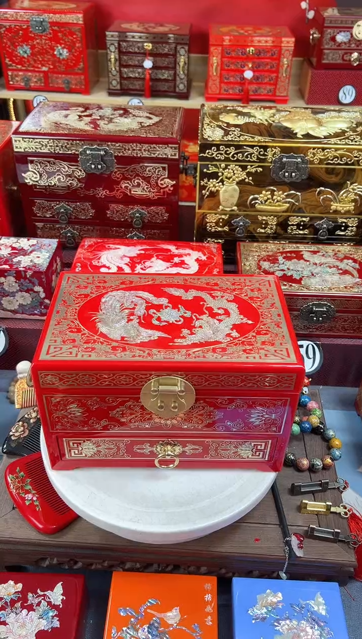 【闪购商品】24厘米新款三层单抽掐丝螺钿铜扣大红龙凤