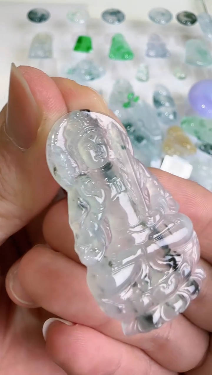 【闪购商品】翡翠吊坠(不含链)未镶嵌··