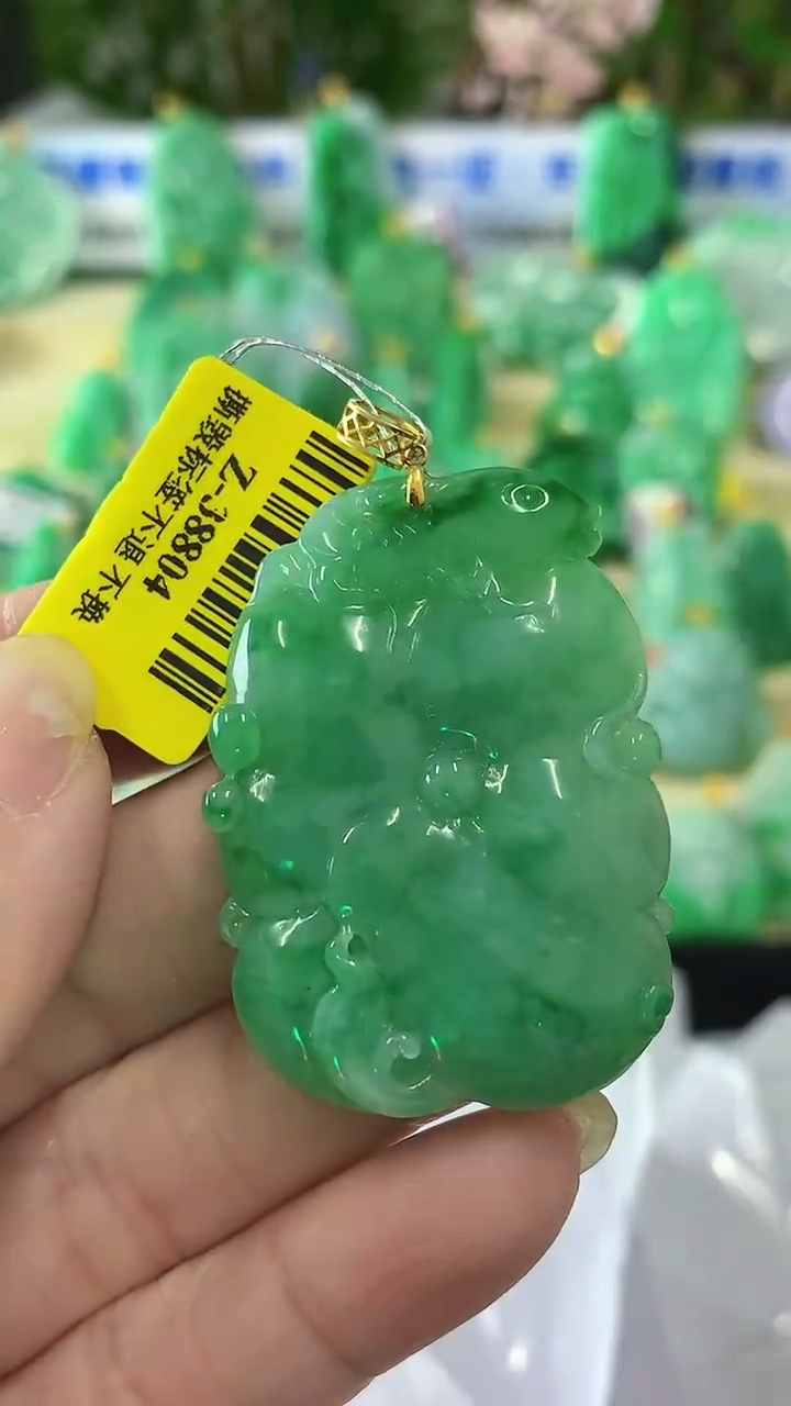 【闪购商品】翡翠颈饰18K金镶嵌挂件