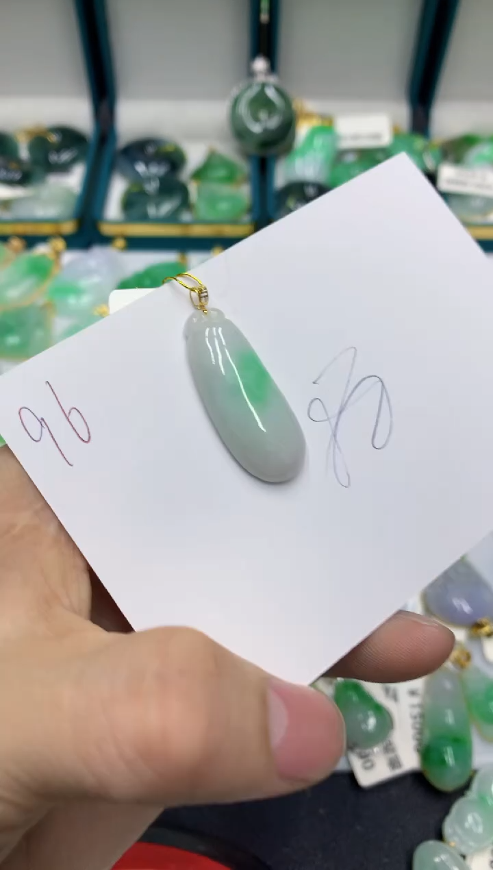 【闪购商品】翡翠颈饰18K金镶嵌11111111111