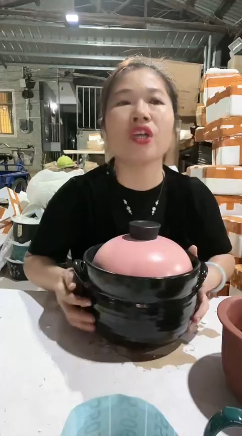 陶5313瑕疵黑色大肚锅