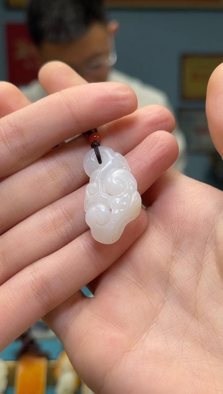 【闪购商品】和田玉颈饰未镶嵌吊坠 多样性发货拍一发一