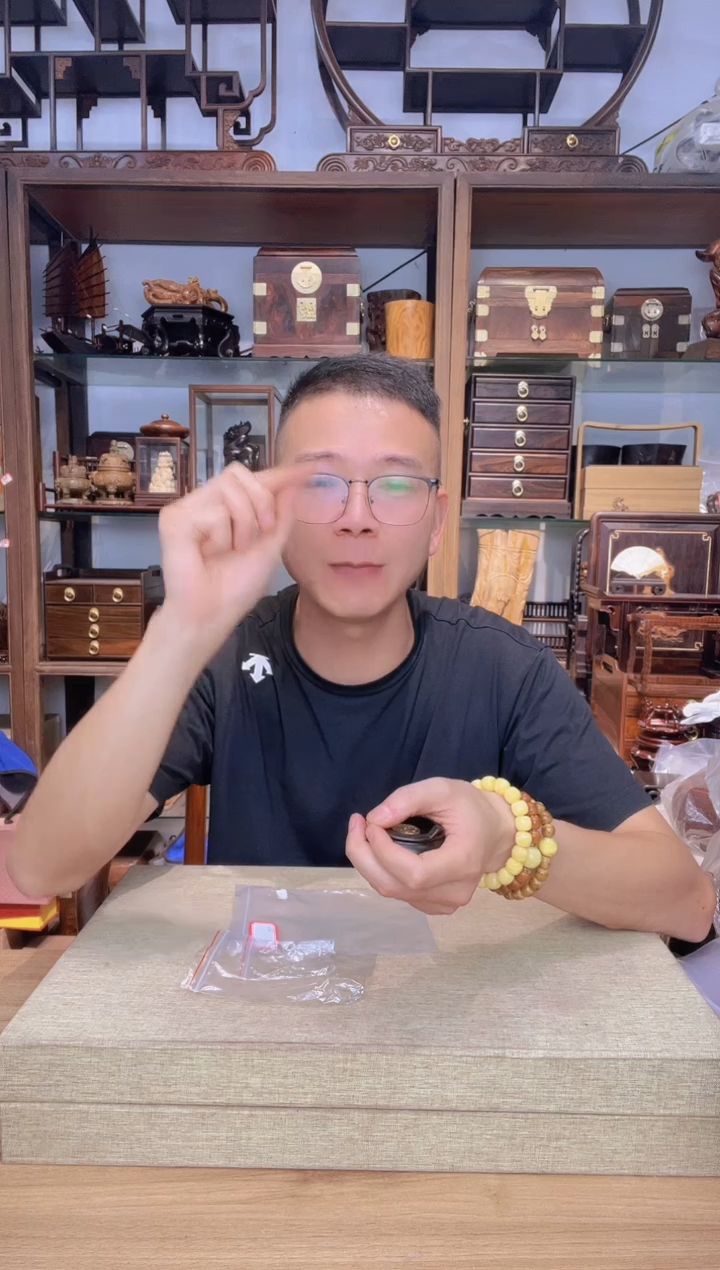 乌木类书架454紫光檀整木小宣德炉摆件