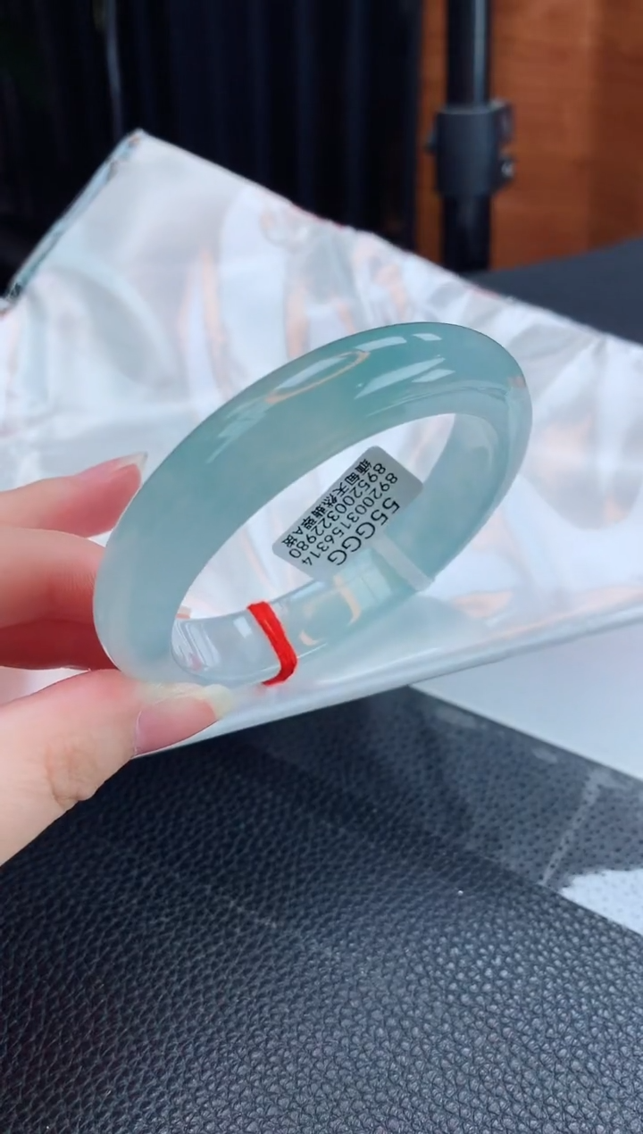 【闪购商品】翡翠手镯未镶嵌缅甸天然翡翠A货手镯