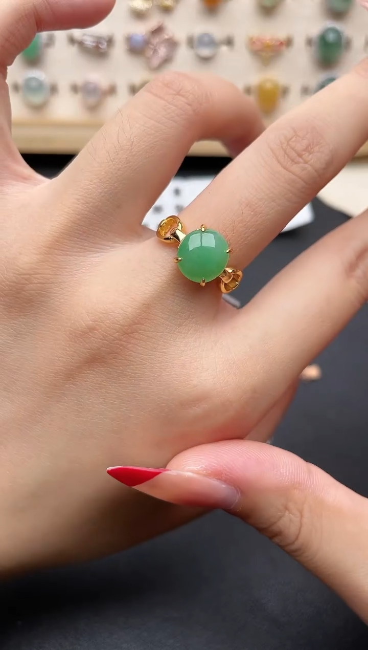 【闪购商品】翡翠戒指银S925镶嵌一物一证一礼盒