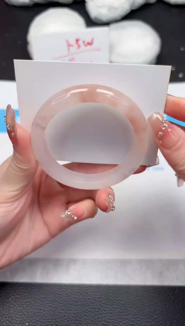 【闪购商品】石英质玉手镯未镶嵌431-55.5