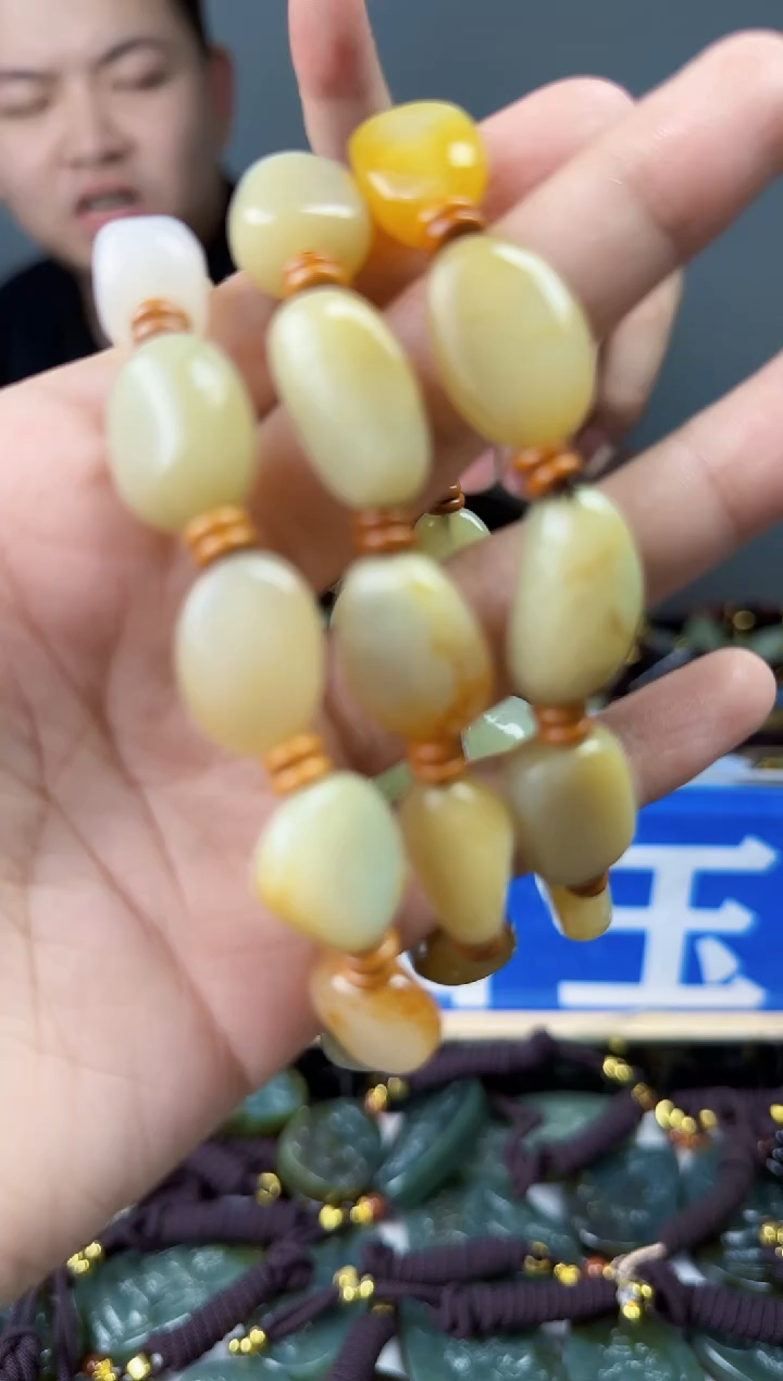 和田玉未镶嵌颈饰多样性发货拍一单发一个