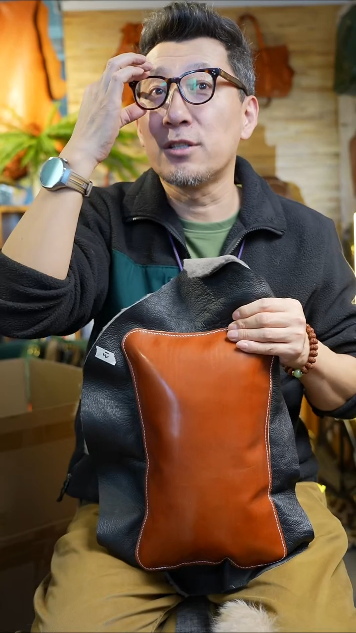 牛皮配羊毛真皮靠垫13号