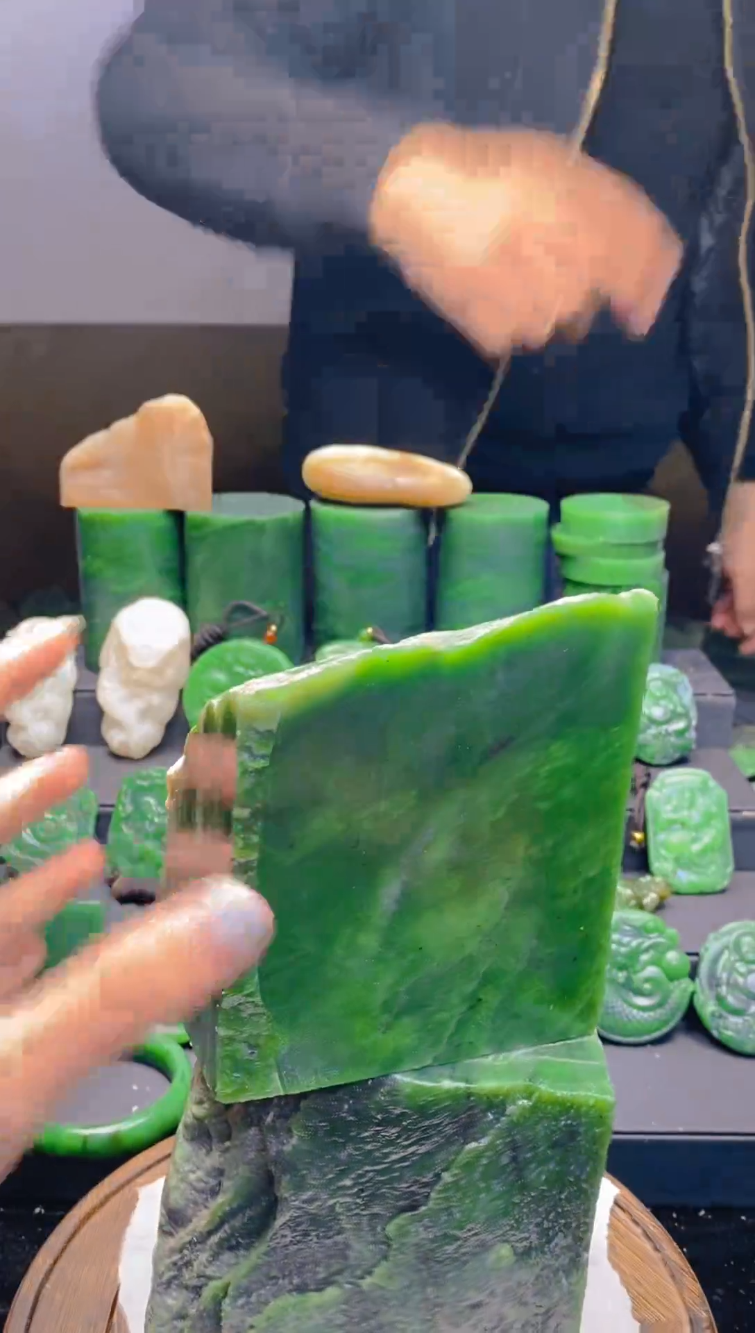 未镶嵌和田玉珠宝半成品1