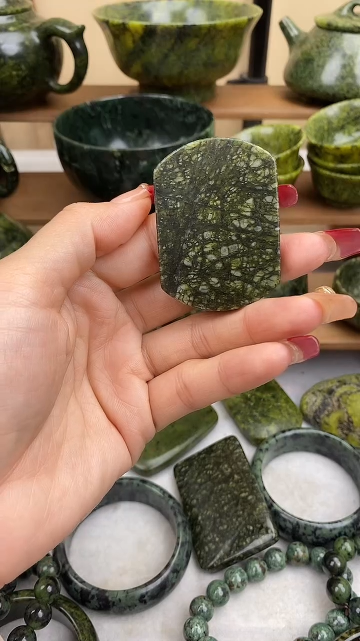 【闪购商品】蛇纹石玉无事牌未镶嵌无事牌
