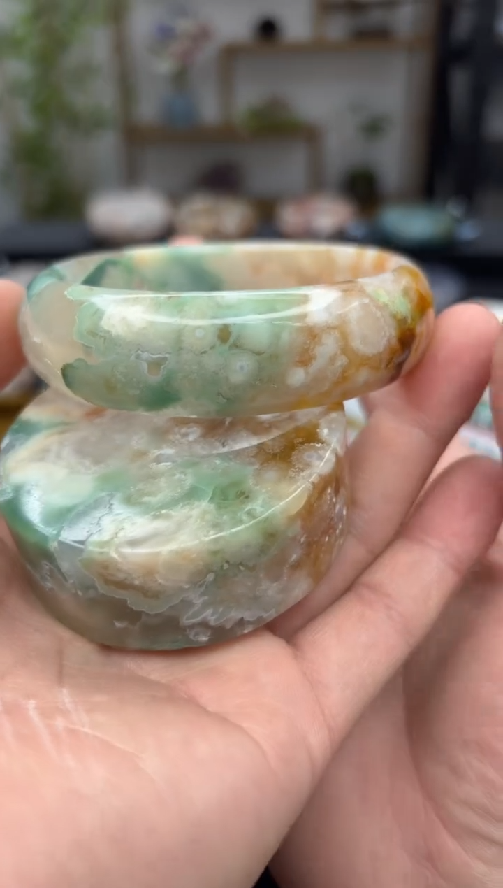 【闪购商品】石英质玉手镯未镶嵌A166(65圈赠送镯心)