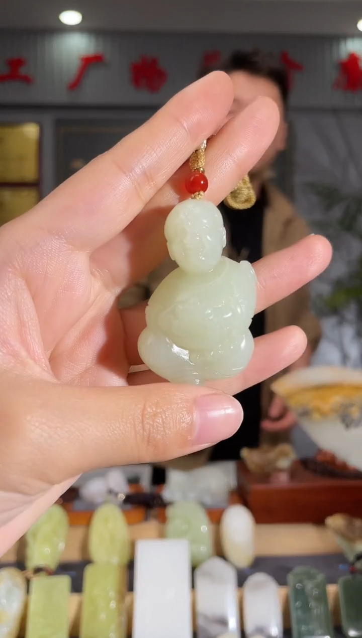 【闪购商品】和田玉颈饰未镶嵌拍一发一 多样性发货