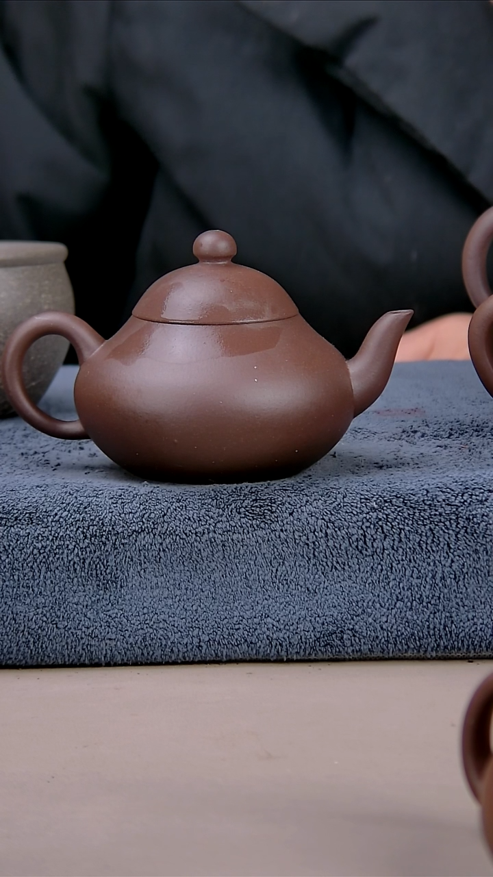 【闪购商品】紫砂茶壶小爱丽160/170底草清