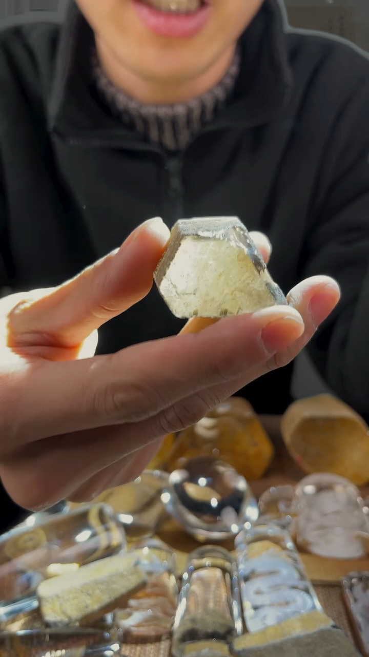 【闪购商品】水晶无未镶嵌水晶