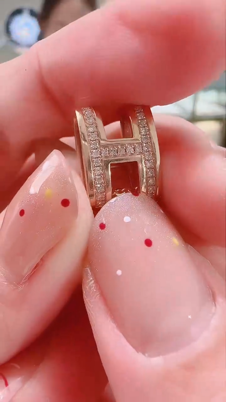 【闪购商品】钻石吊坠(不含链)18K金镶嵌吊坠